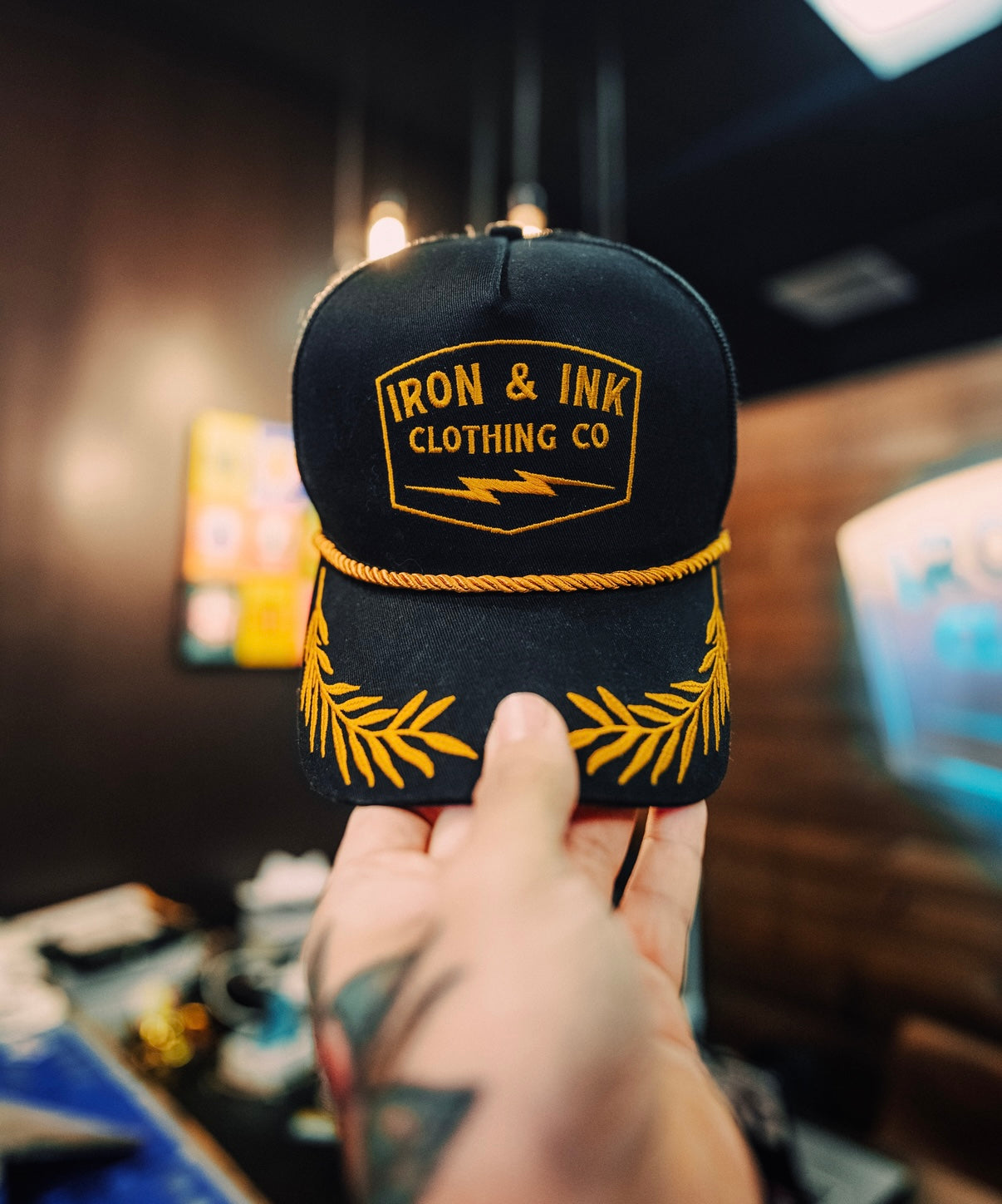 New custom "Captains" SnapBack hat- black