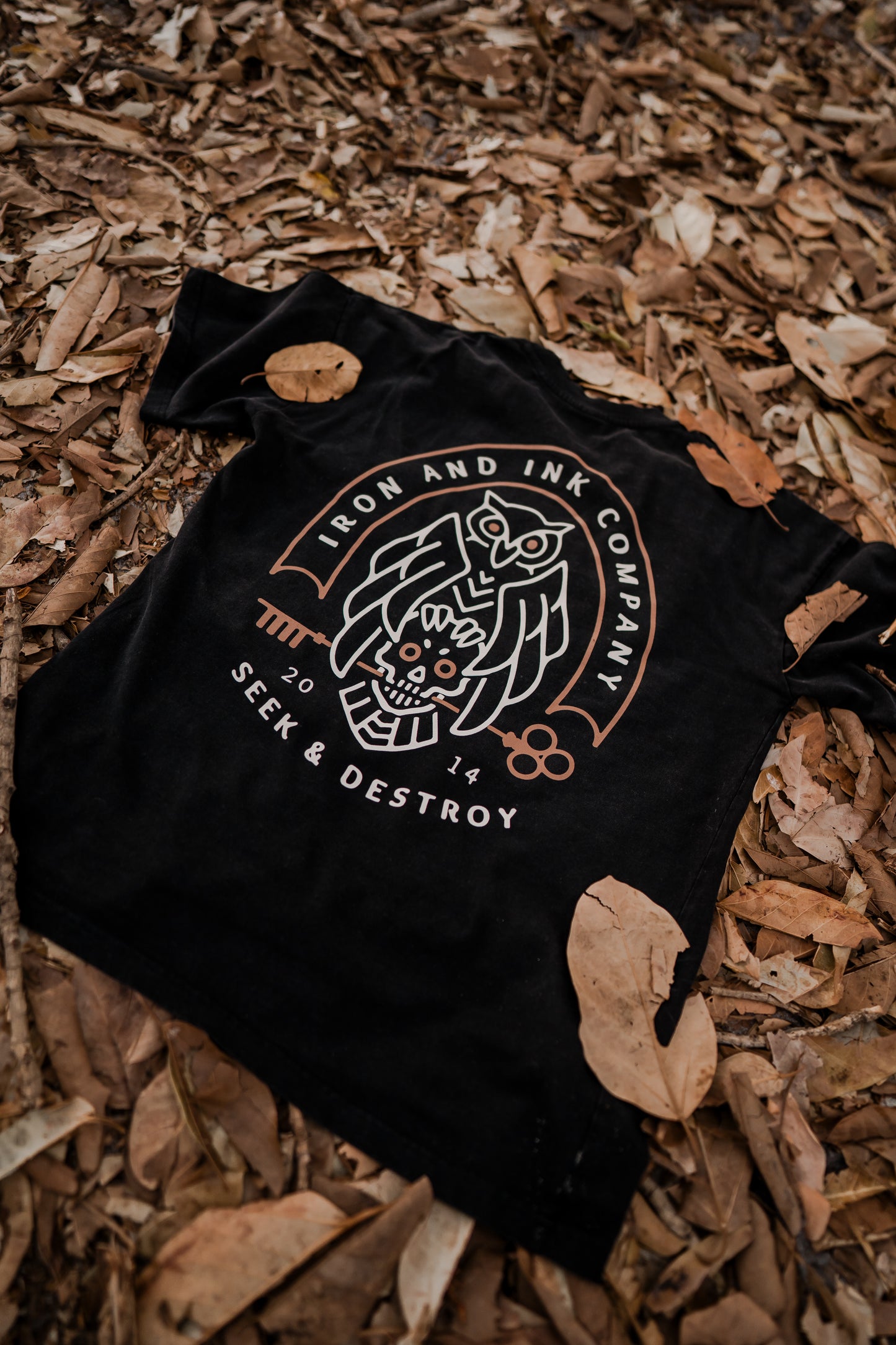 "seek and destroy" oversized heavy wt shirt-acid wash black