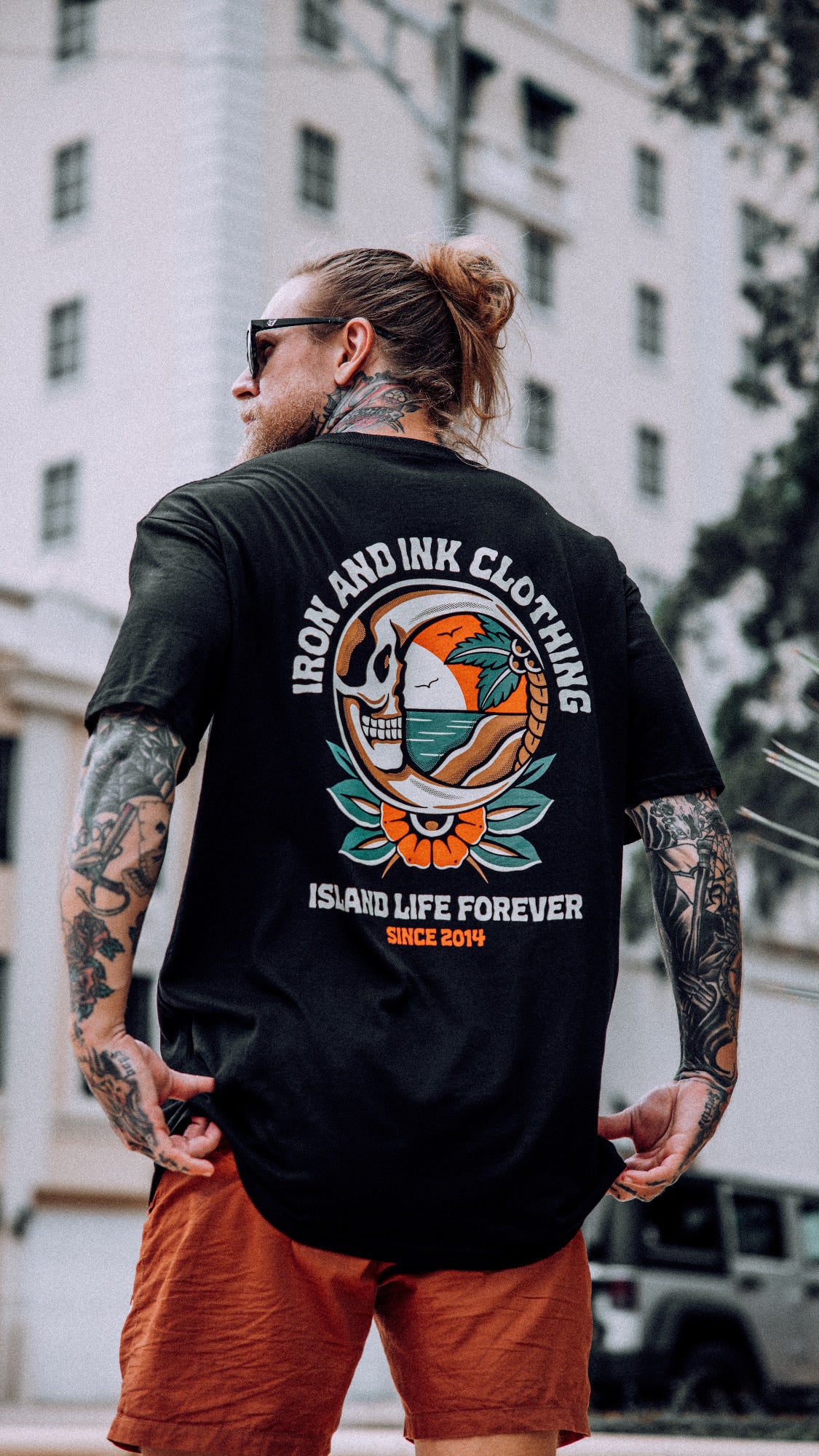 "Island Life Forever" shirt-Black