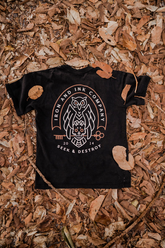 "seek and destroy" oversized heavy wt shirt-acid wash black