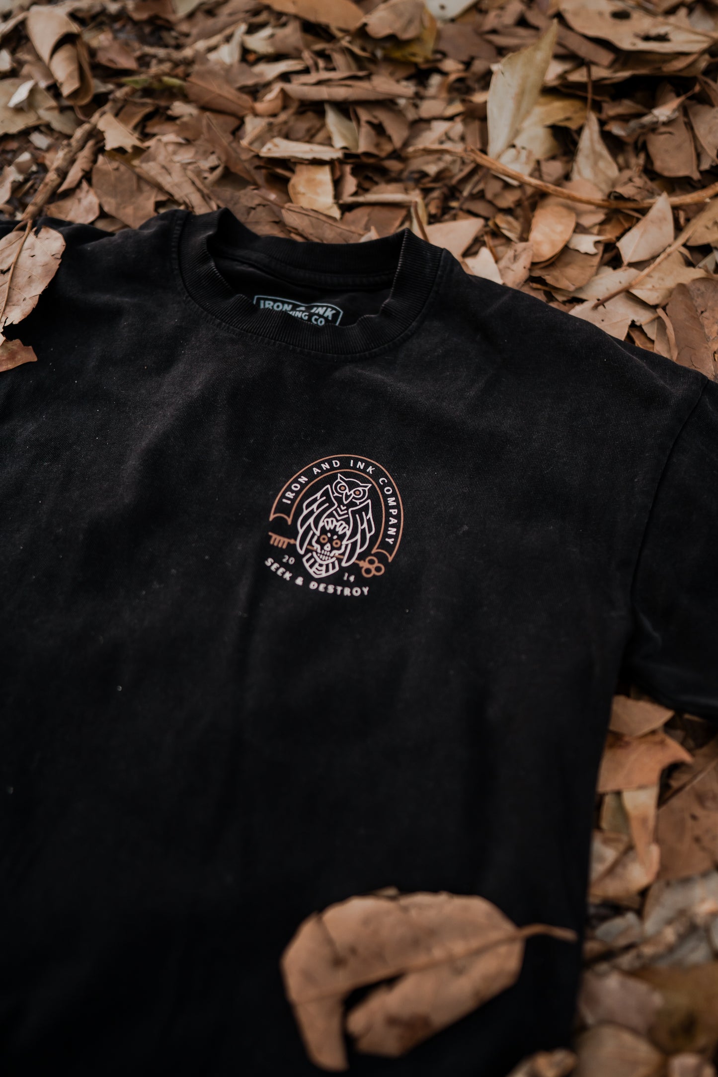 "seek and destroy" oversized heavy wt shirt-acid wash black