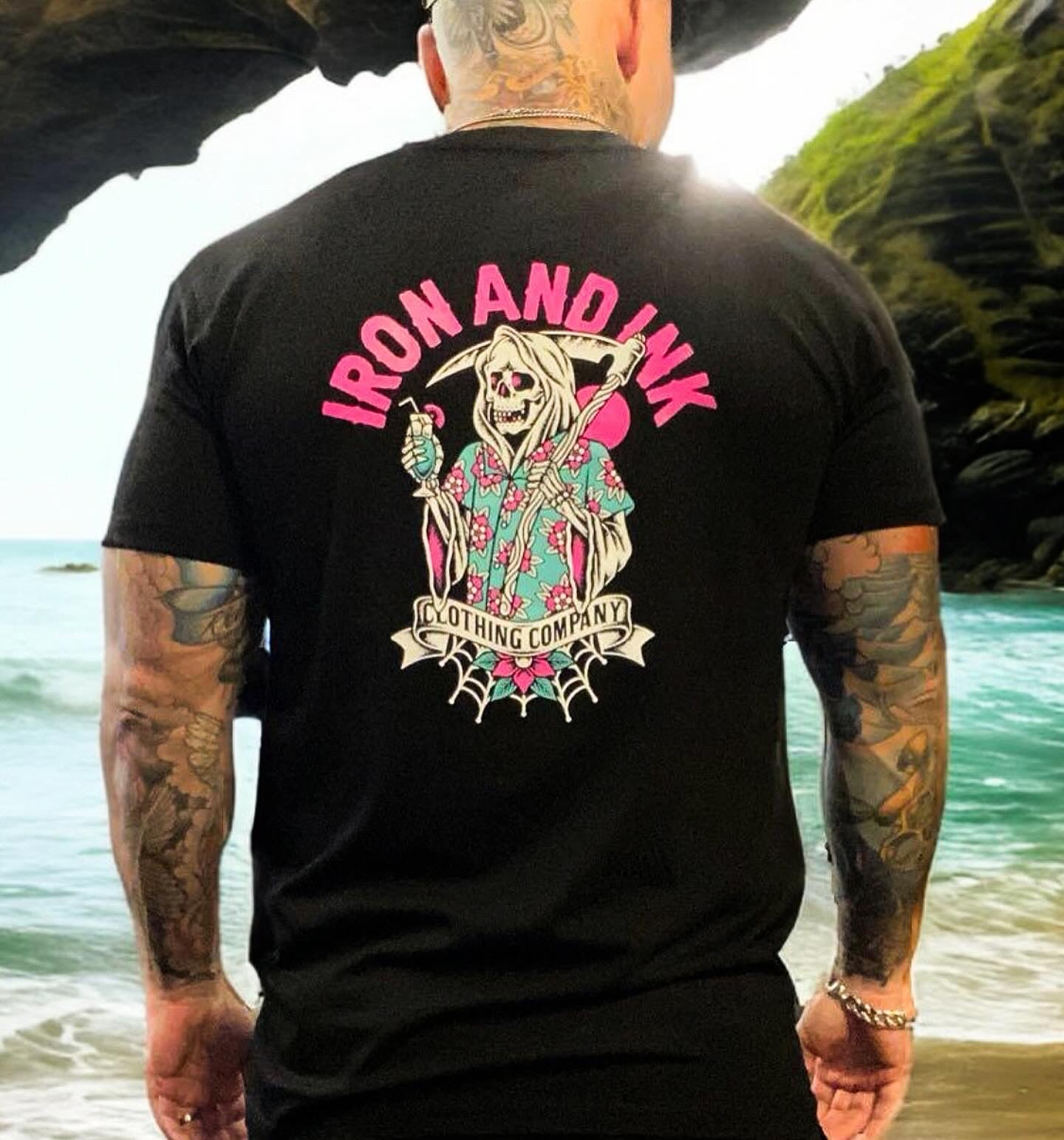 "chill reaper" T-shirt- black